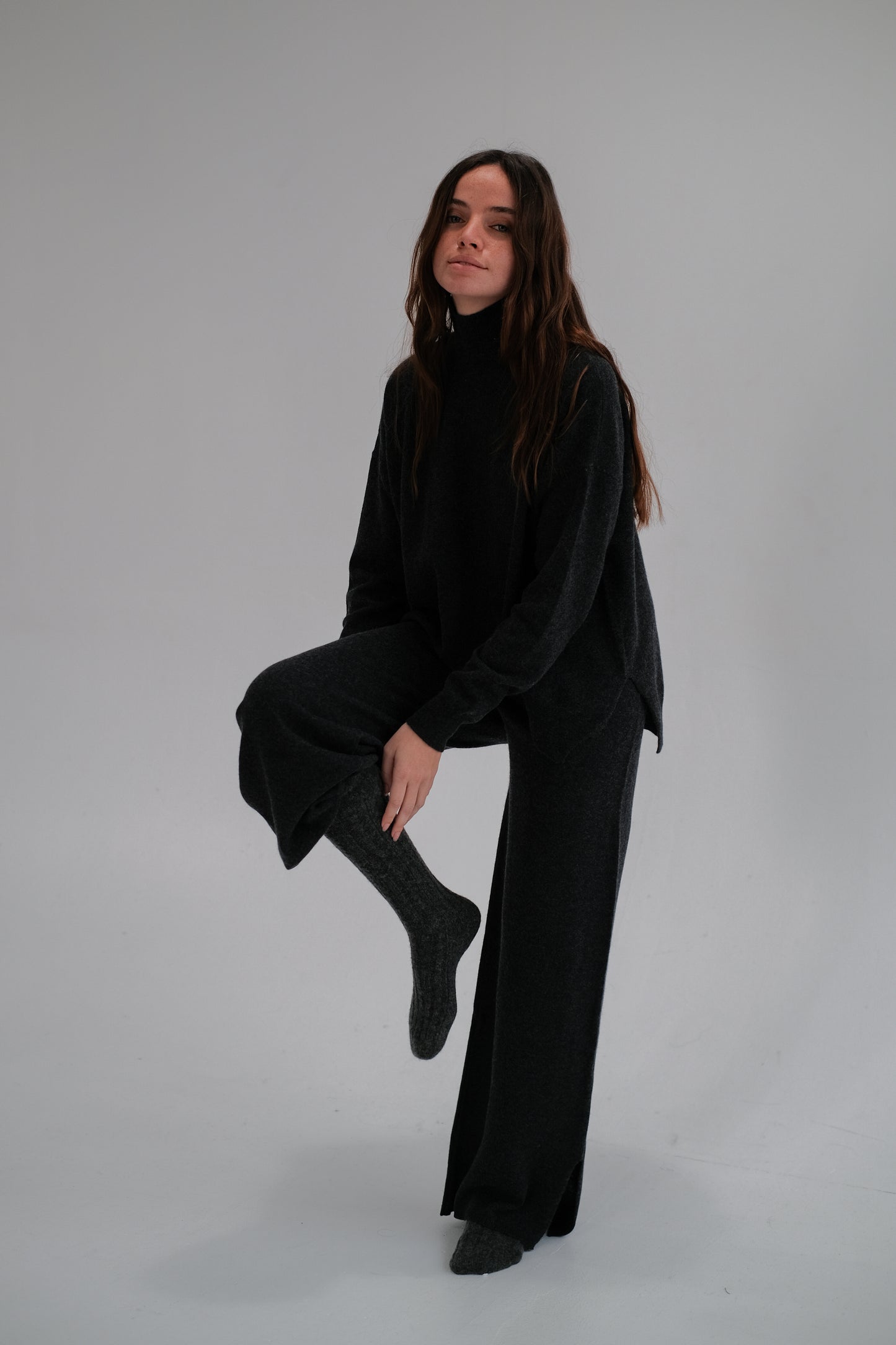 wool and cashmere socks in dark gray