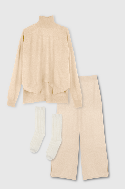 cloud set in beige
