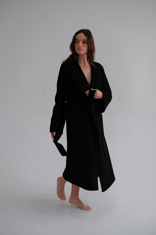 manteau en laine classique en noir 